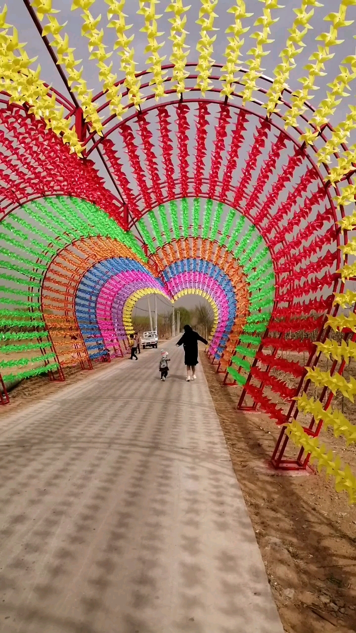 最美人间四月天#风筝长廊非常漂亮