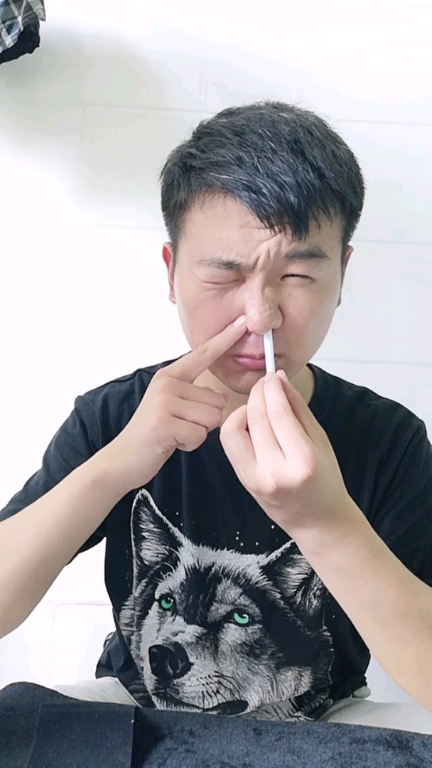 香烟入鼻,魔术教学