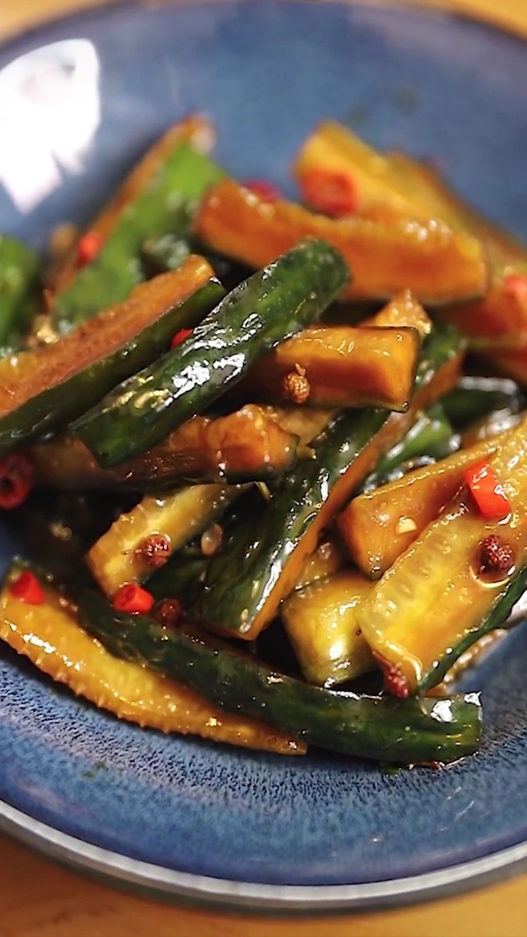 酸辣黄瓜条,多一个步骤好吃又入味-度小视