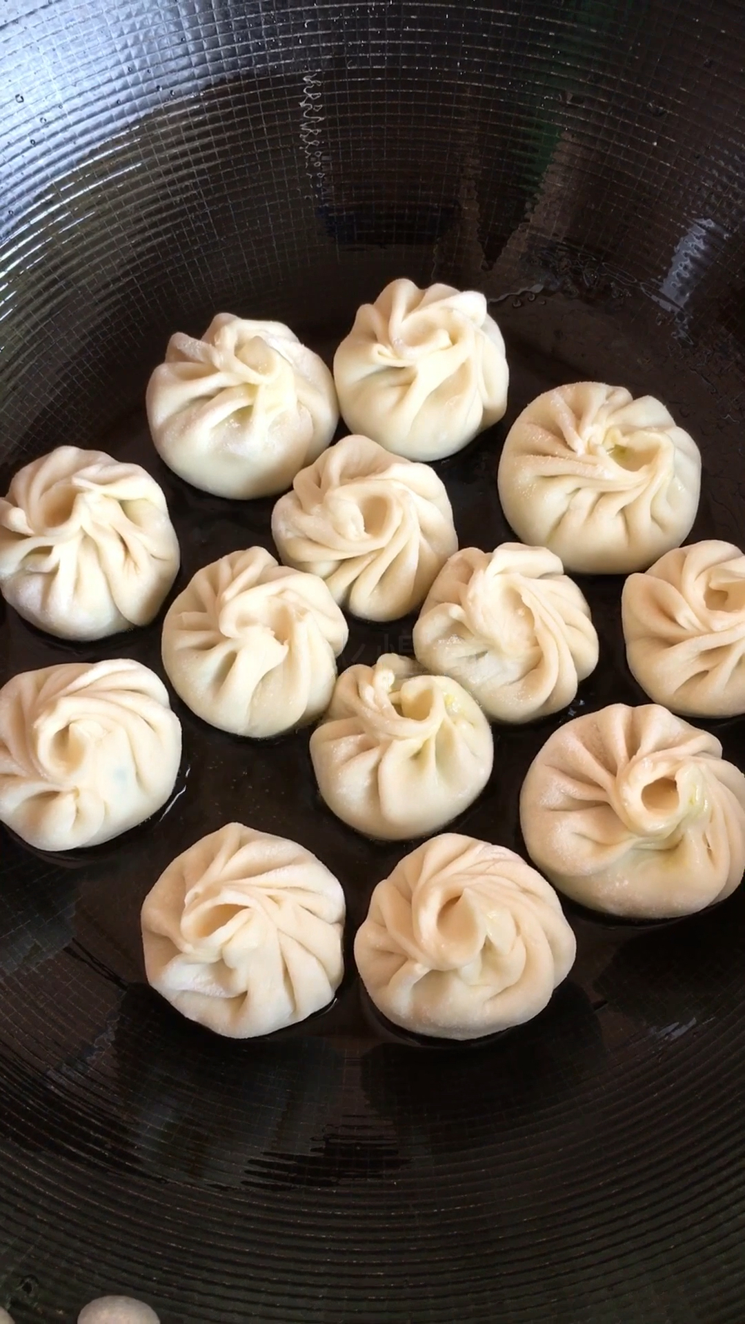 饺子皮包包子,皮薄馅儿大