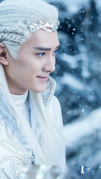 冯绍峰白发造型迷死人