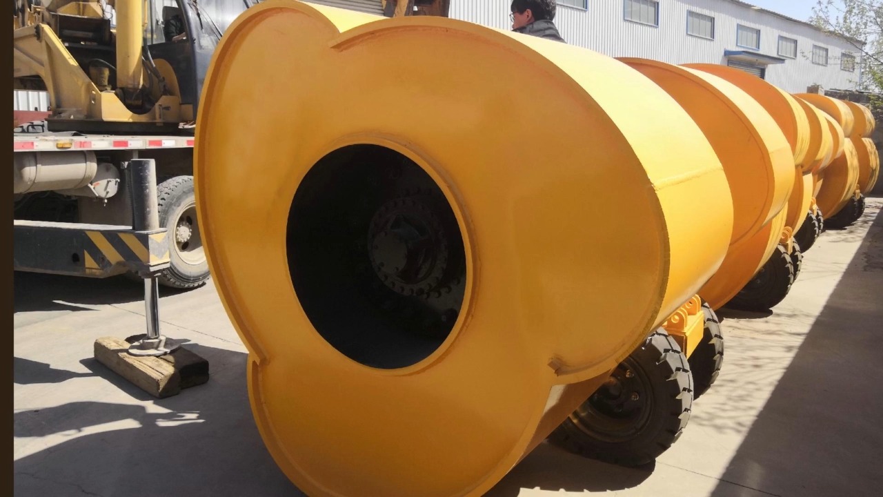 yct25冲击碾压设备是冲击压路机?