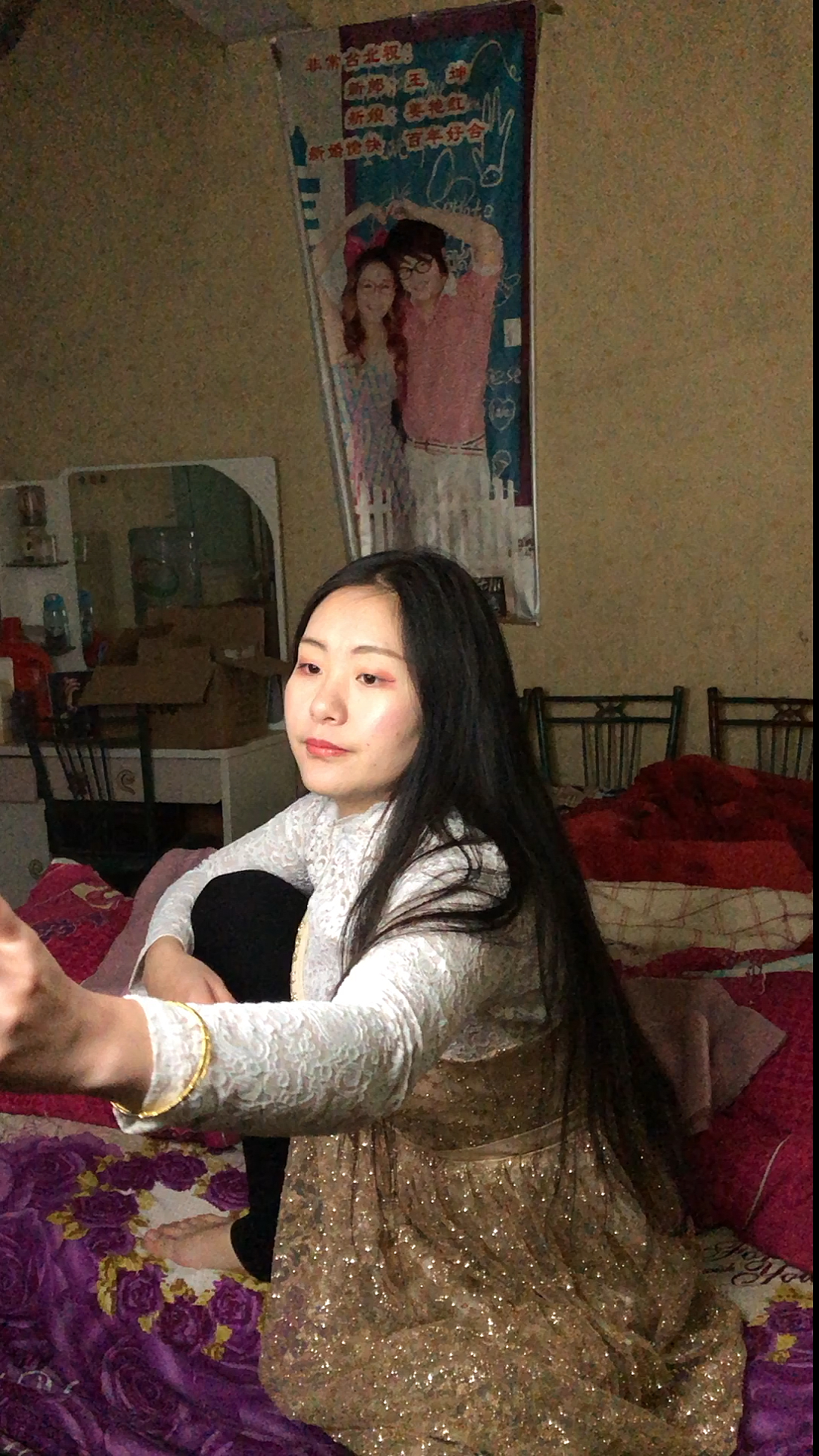 第三视角#40岁大姐天天在家拍视频想当网红,我妈说再不火把腿打折