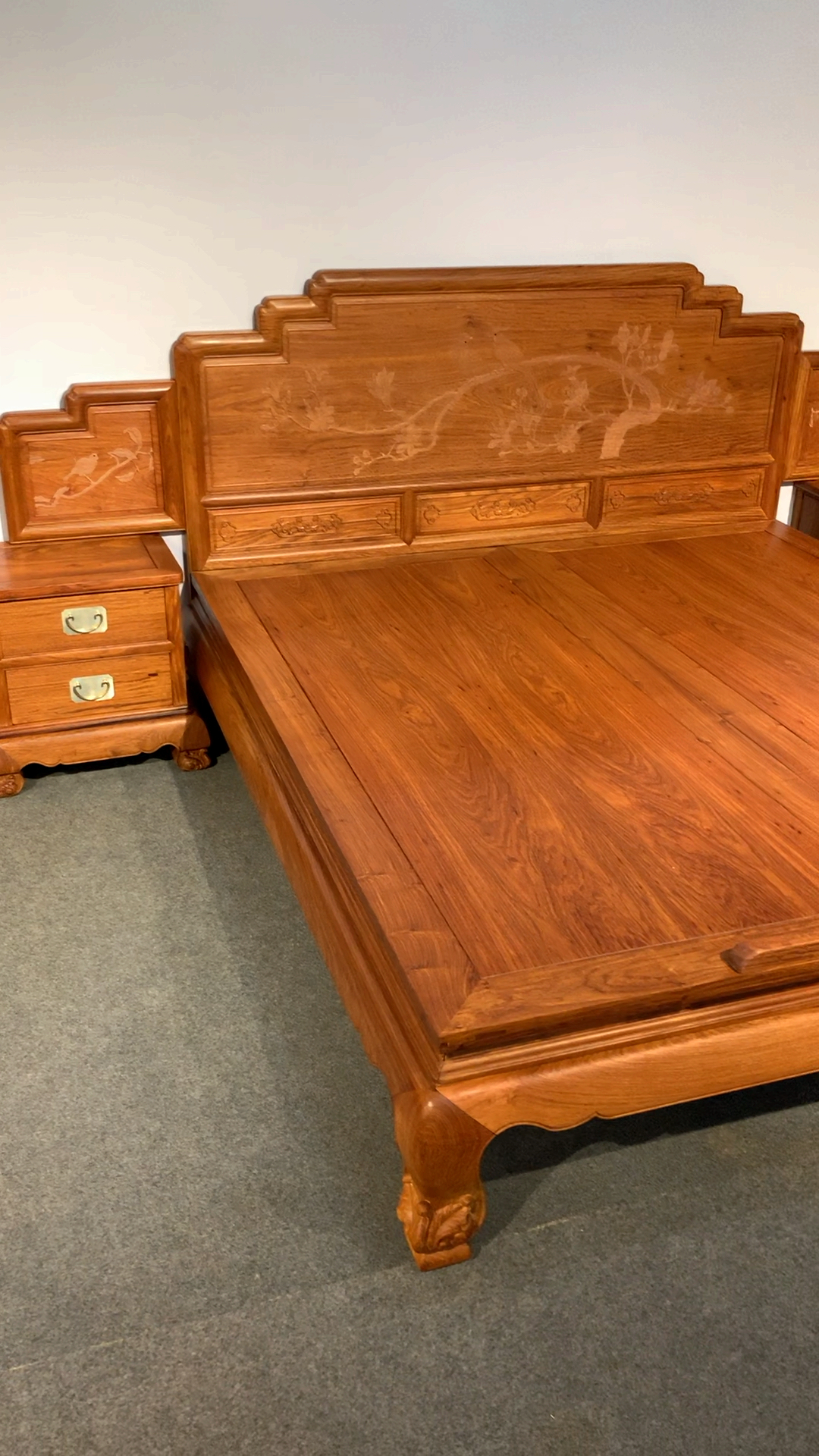 大果紫檀檀雕红木大床