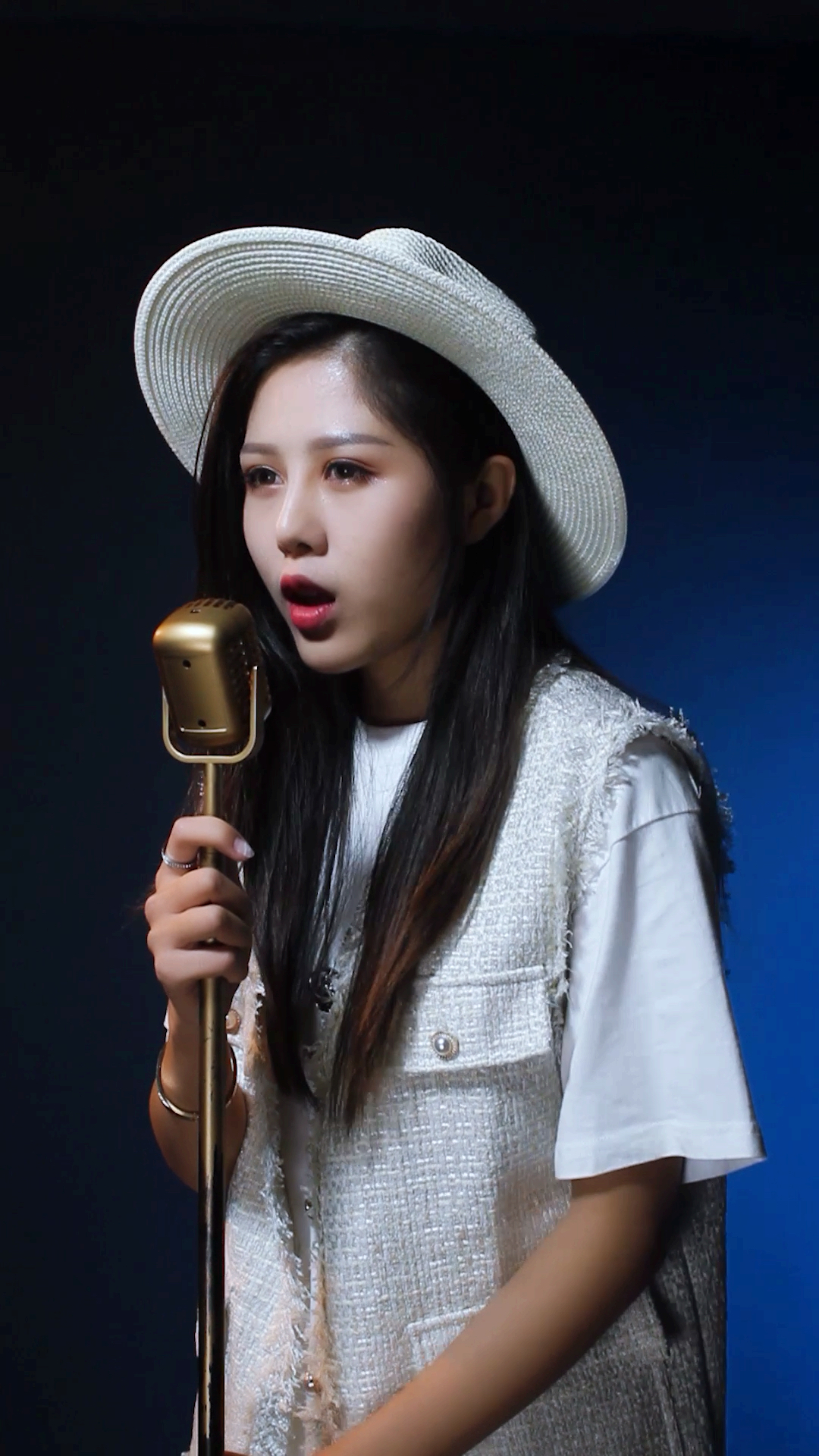 en-嚣张 一首好听的歌送给大家