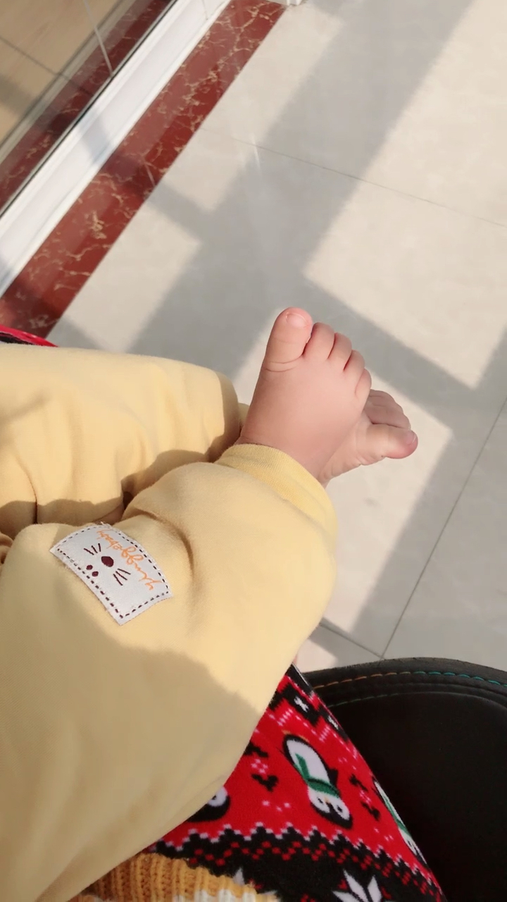 晒晒小胖脚