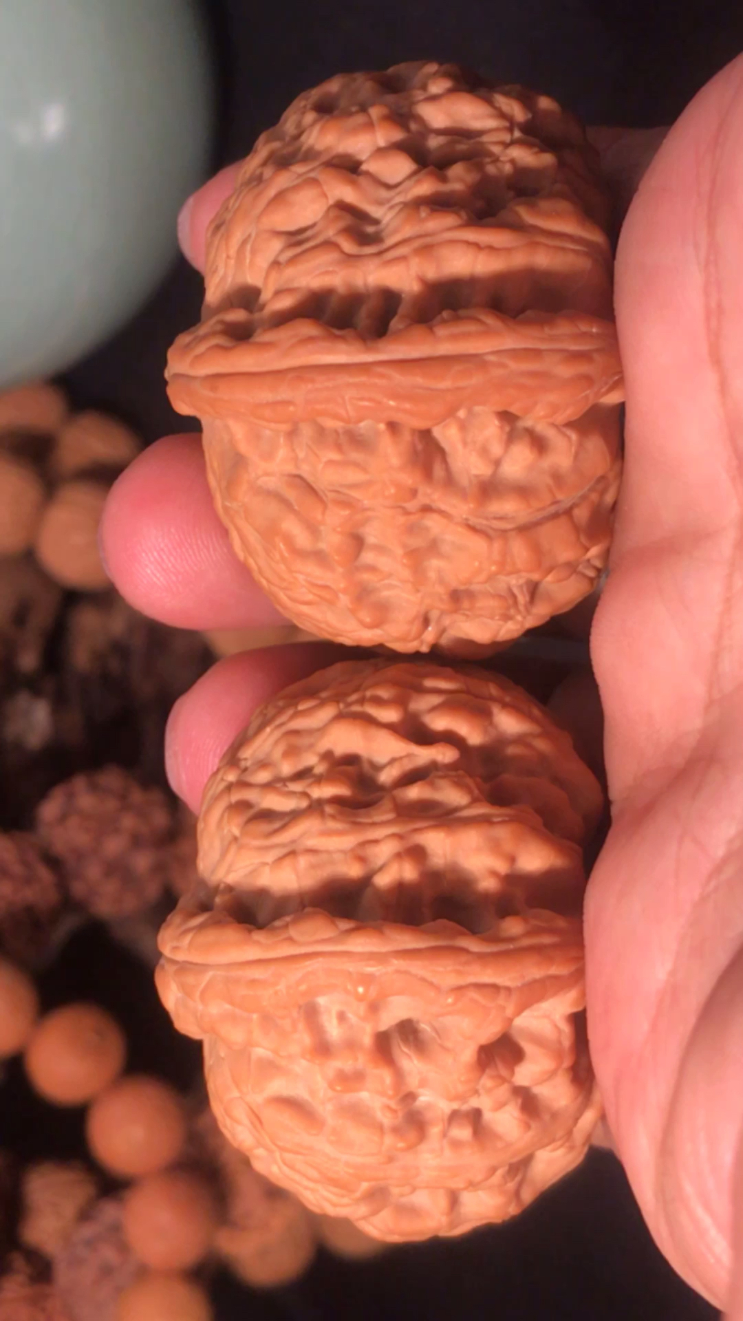 文玩核桃#元宝闷尖白狮子