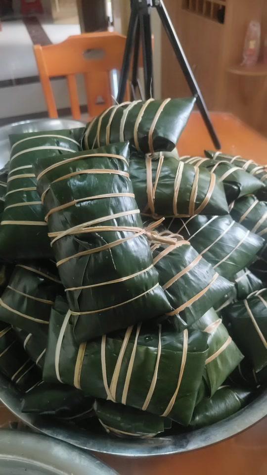 广西米棕,有想吃的吗?#农村田园生活 #感谢官方感谢平台 #农村女人