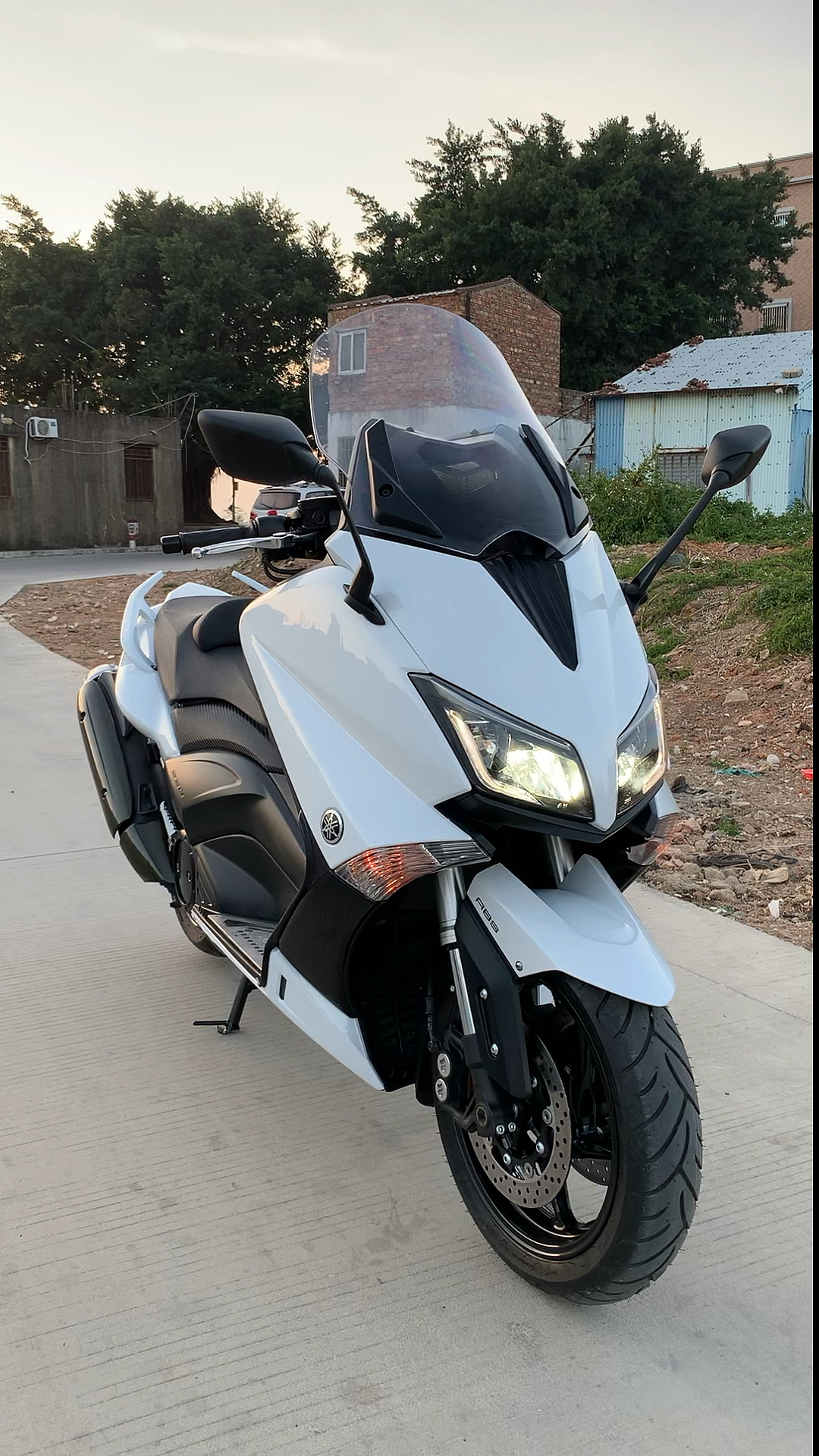 雅马哈tmax530#雅马哈tmax530 双缸羊王