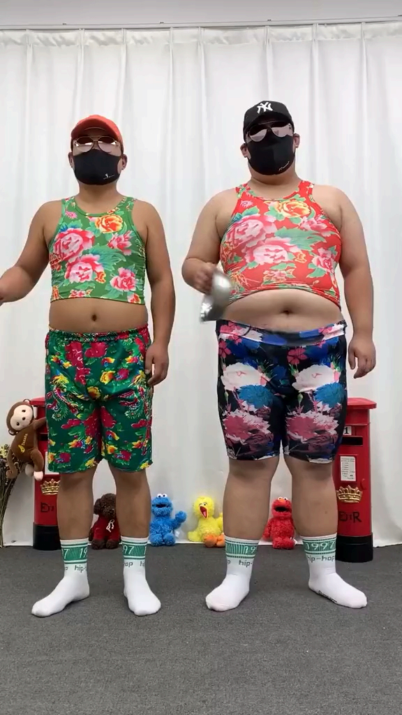 小胖子180斤,大胖子280斤,你们喜欢哪个?