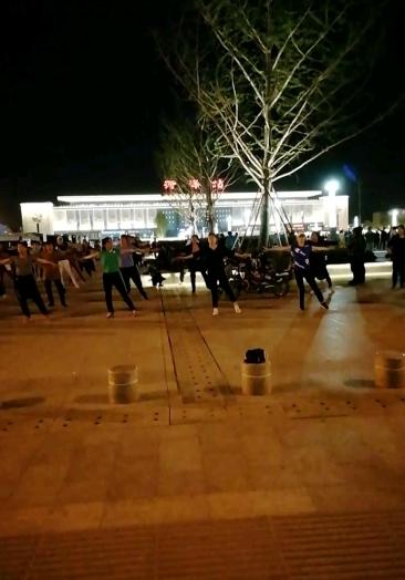 菏泽火车站找小妹真实上门服务薇68195055