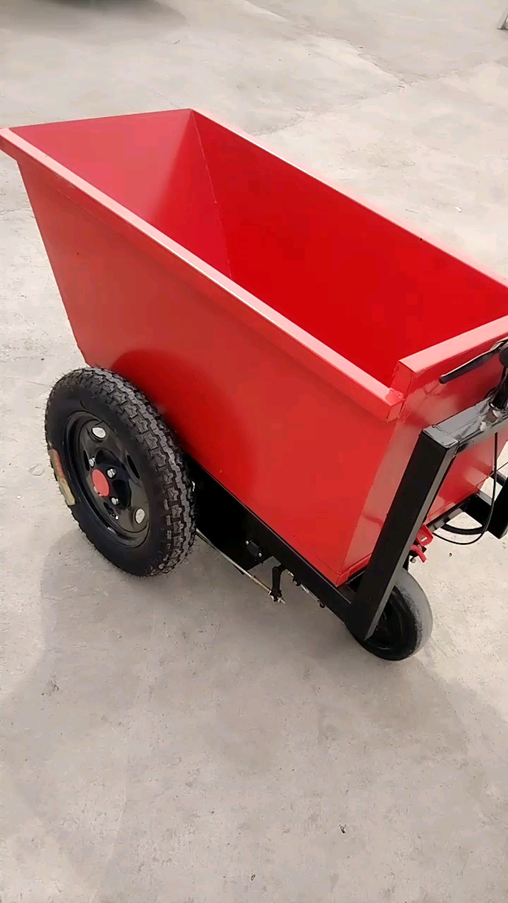 养殖场电动拉粪车,充次电可跑80公里,承重1000斤,不漏水不漏粪,可以