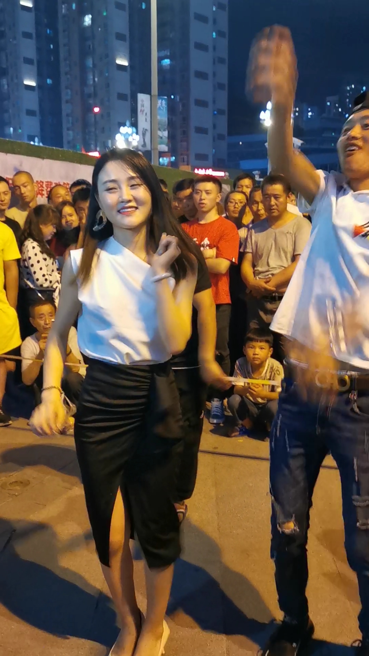 贵阳二小姐好嗨哟!