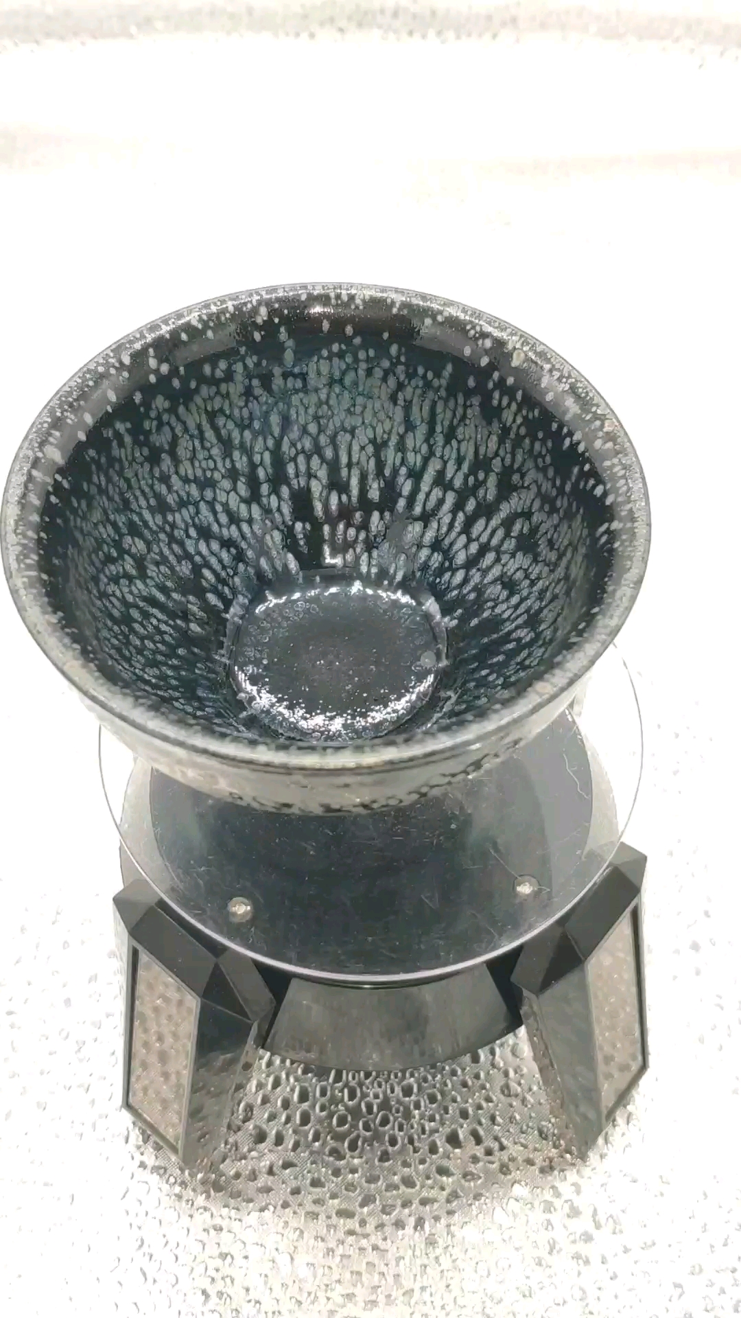 黑底银油滴建盏