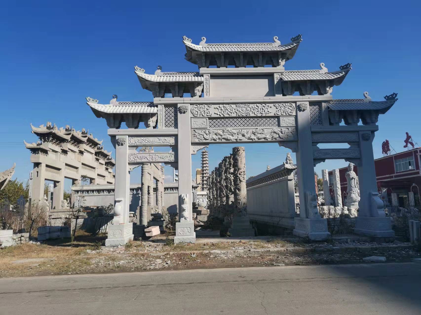 美丽乡村村口石牌坊三门五楼式