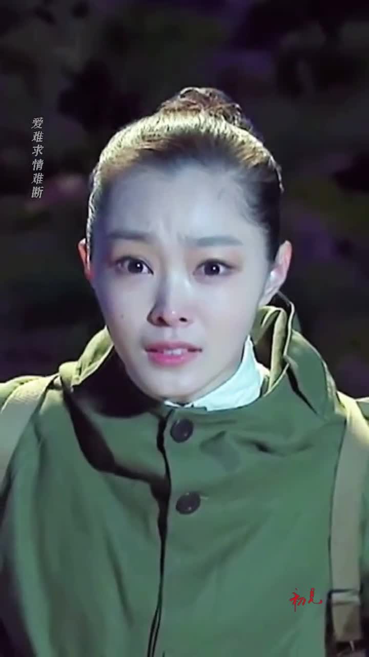 这段戏于曼丽和明台最伤感的一段当喜欢的人离开才是最痛苦