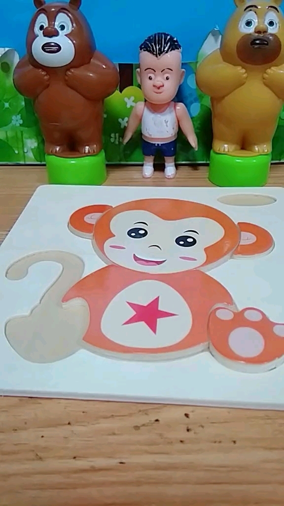 可爱的小猴子拼图!