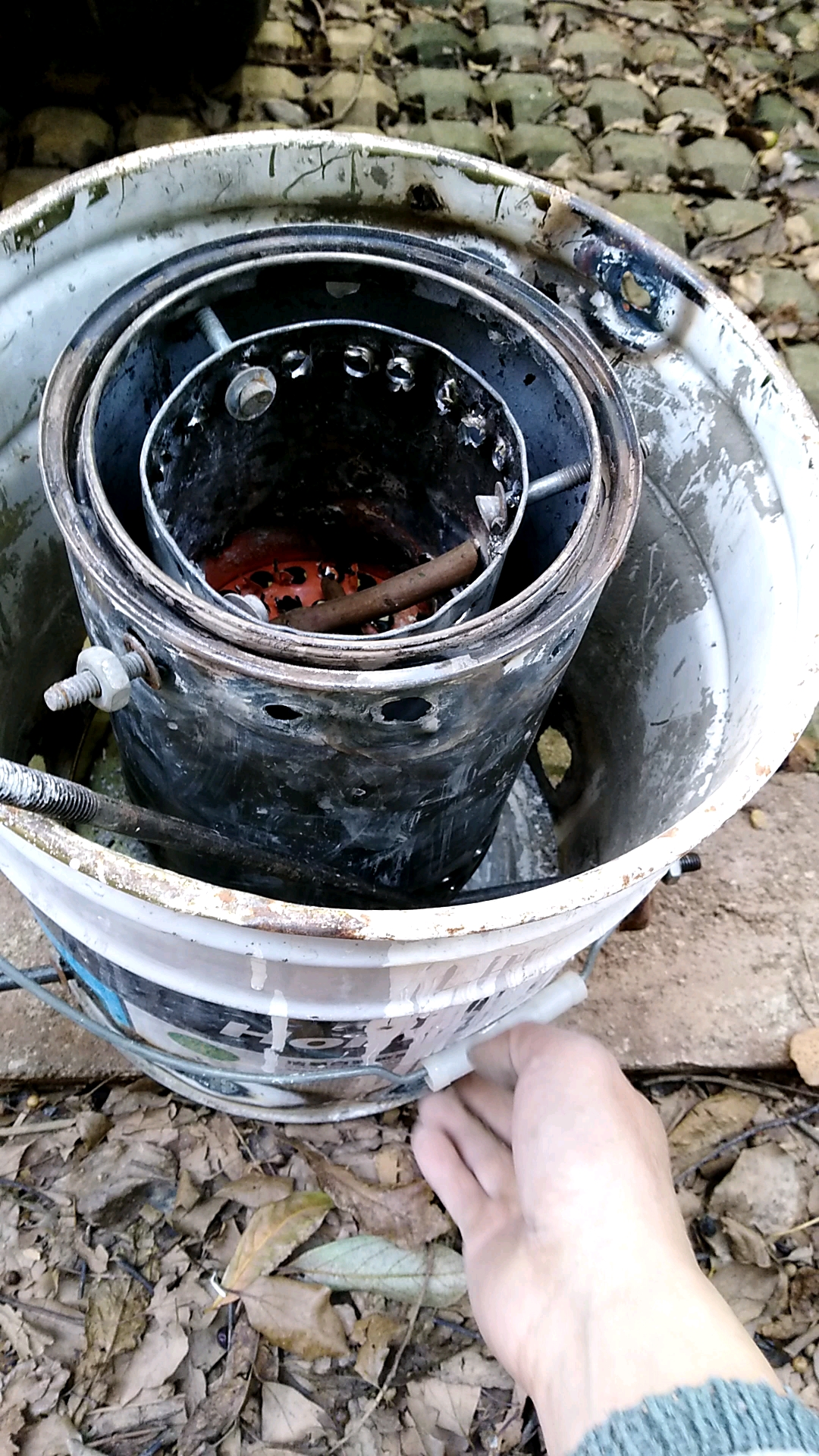 自制无烟柴火灶,携带方便