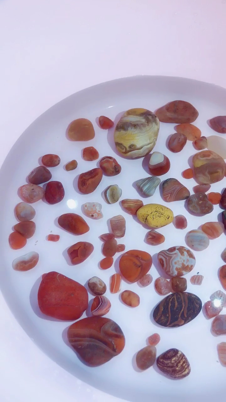 宜昌猇亭玛瑙石,想要的去捡