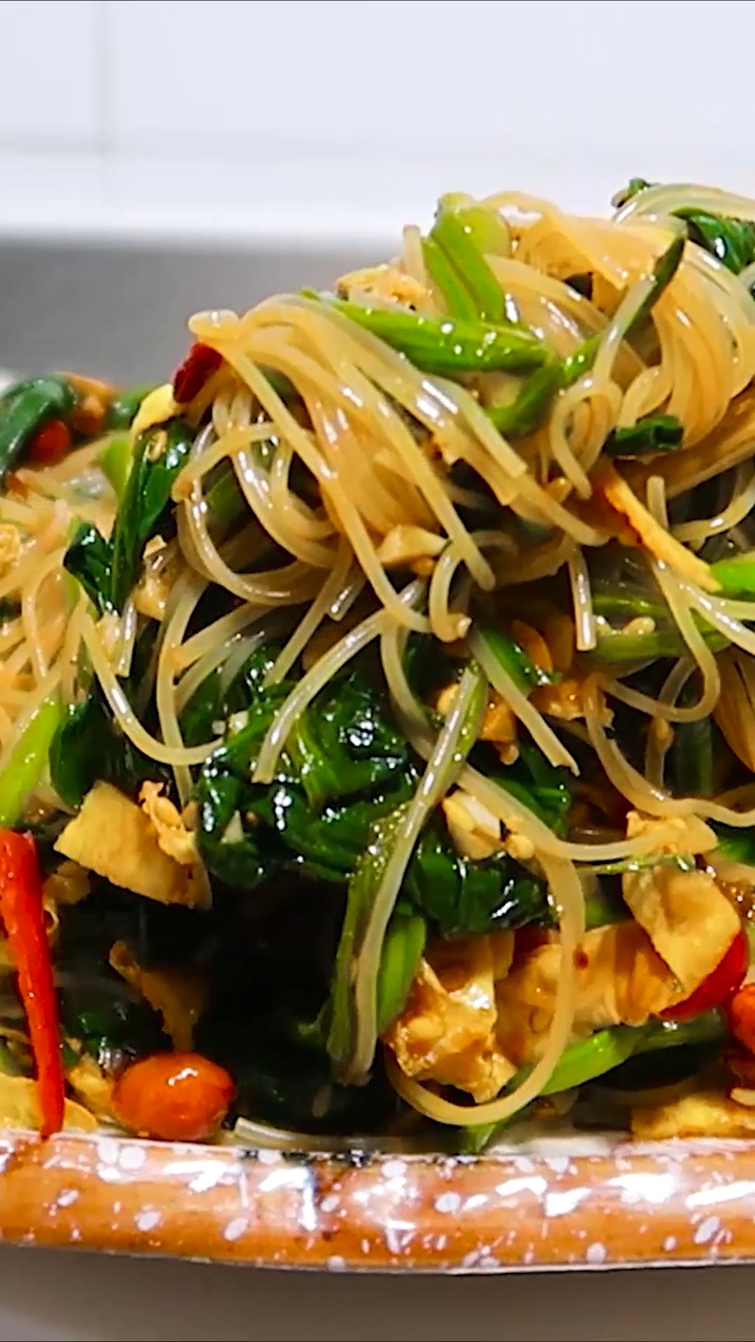 美食#菠菜拌粉丝这样做才好吃,下酒又下饭,再也不去饭店了