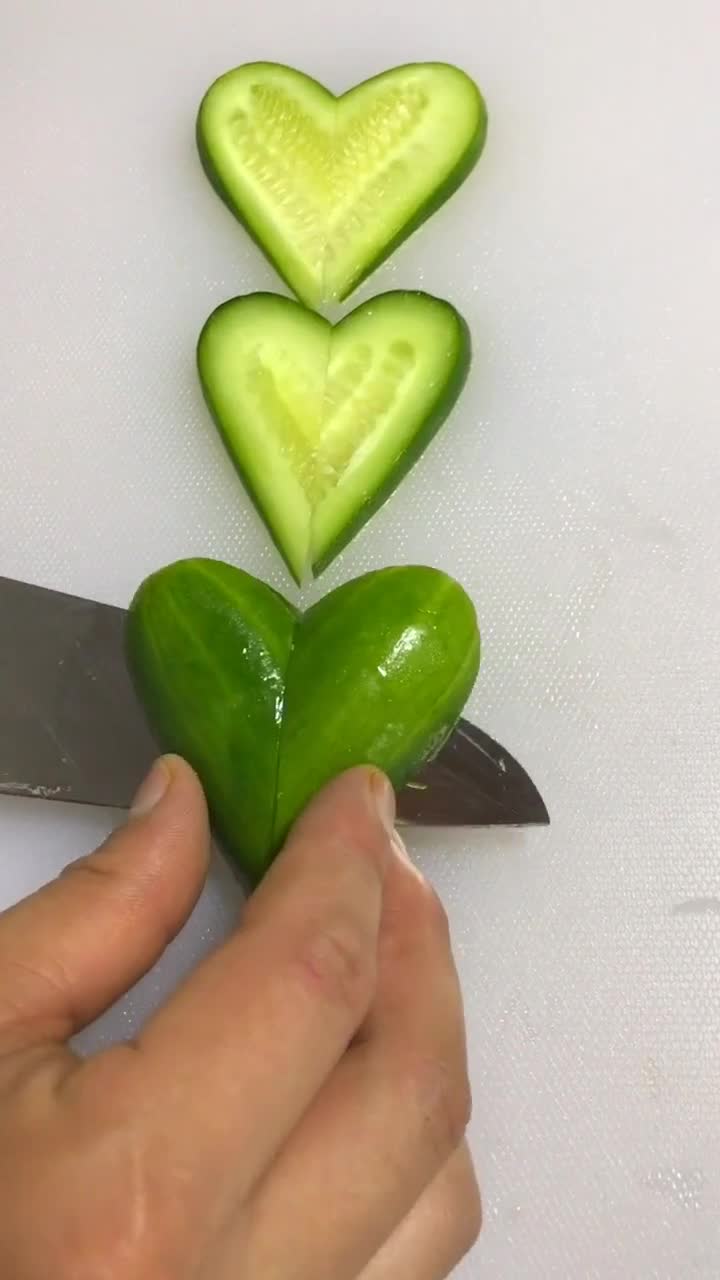 今天给大家分享一个爱心切法教程