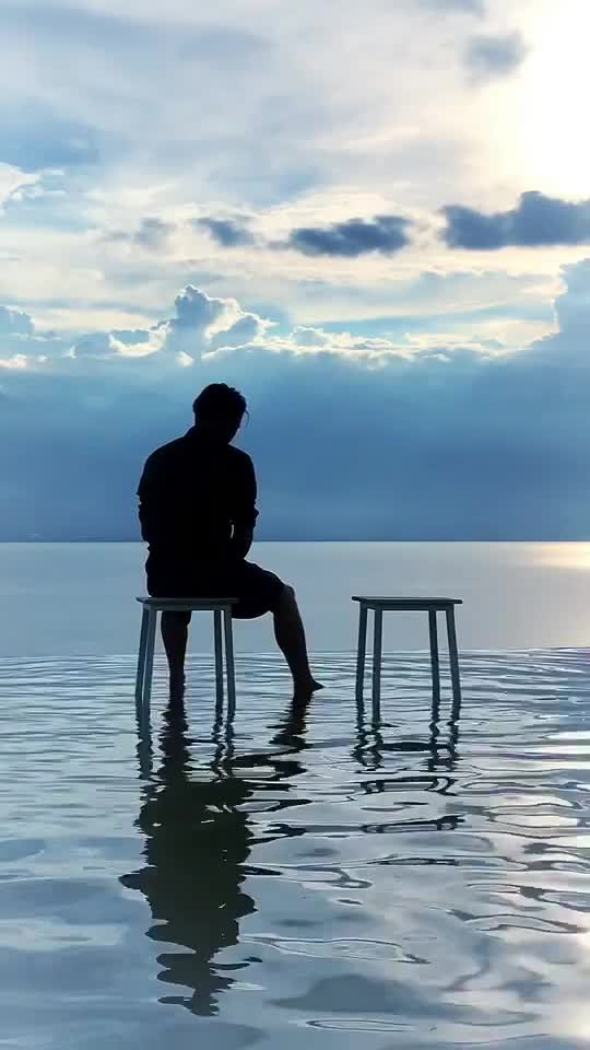 哪有人喜欢孤独啊,只是不喜欢失望罢了洱海大理