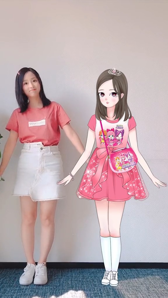 和小葩一起来玩魔法世界连衣裙换装游戏吧!