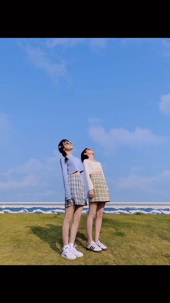 沙雕闺蜜#小清新趣味闺蜜照拍照姿势～沙雕可爱-度小视