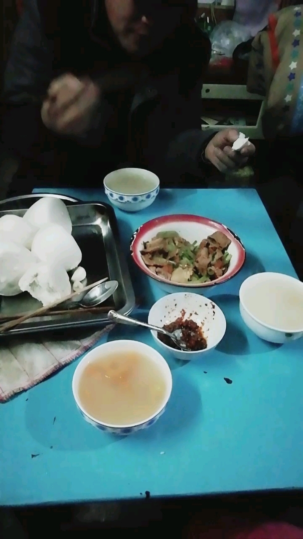 每天的晚饭都是这些,寒酸吗!