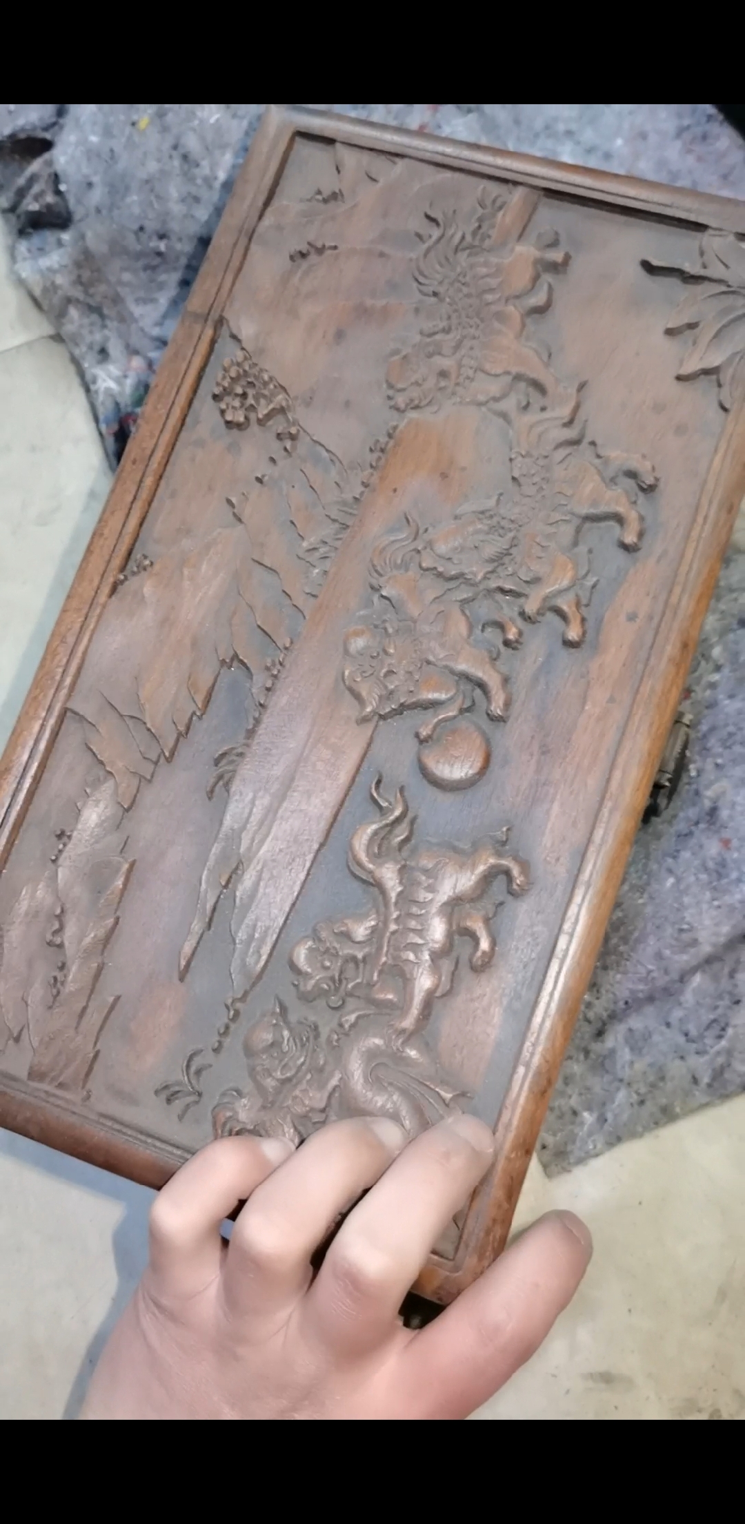 浮雕花黎木首饰盒