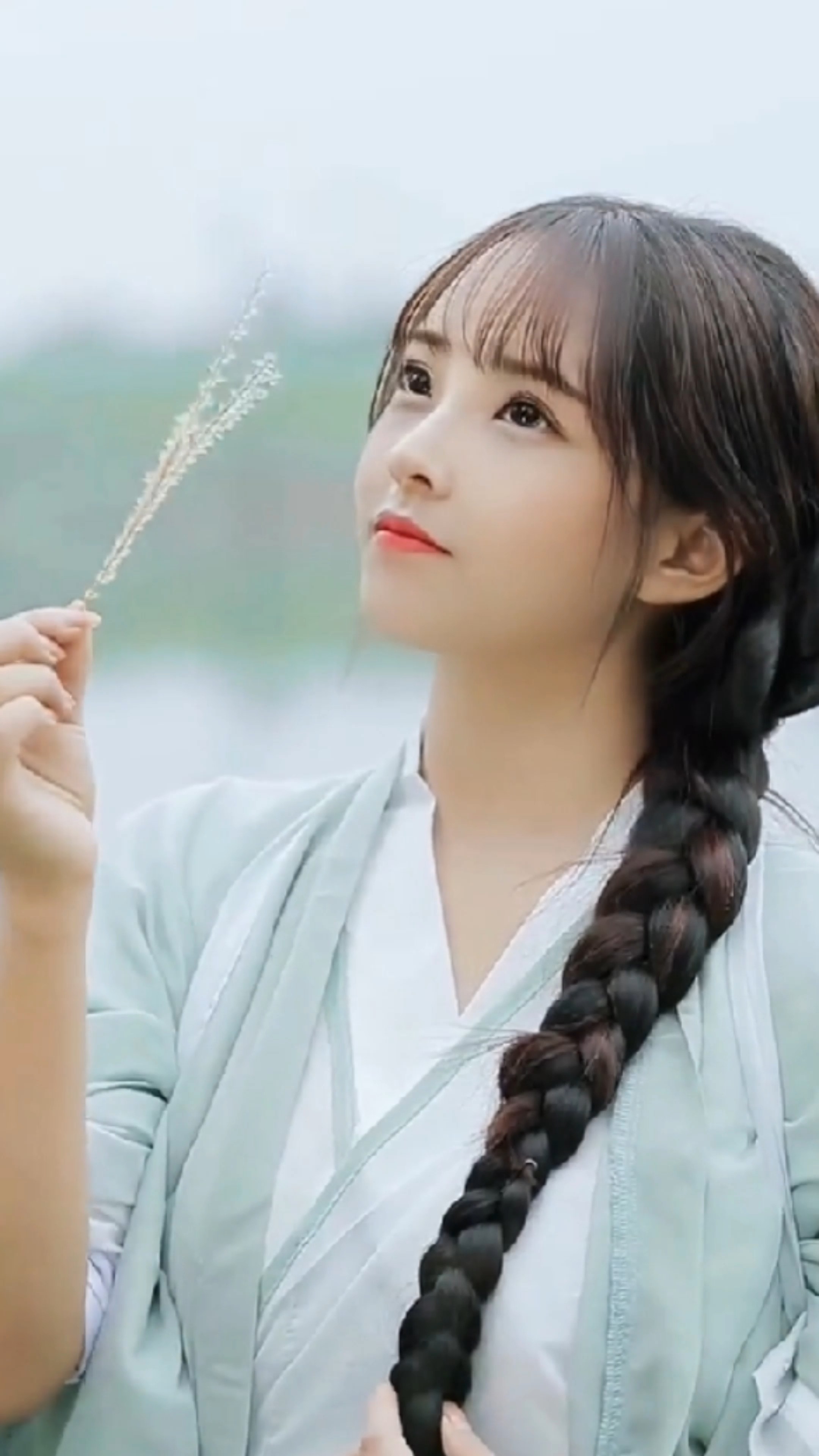 古装美女#清纯甜美复古气息的美女小姐姐,用一分钟的时间赌你心动一