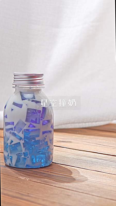 果冻#夏日梦幻饮品,浪漫的星空撞奶,做法居然这么简单-度小视