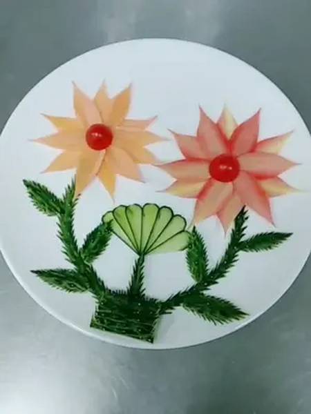 青黄瓜这样吃食品雕刻 创意水果拼盘 冰雪奇遇记 创意水果 水果雕刻