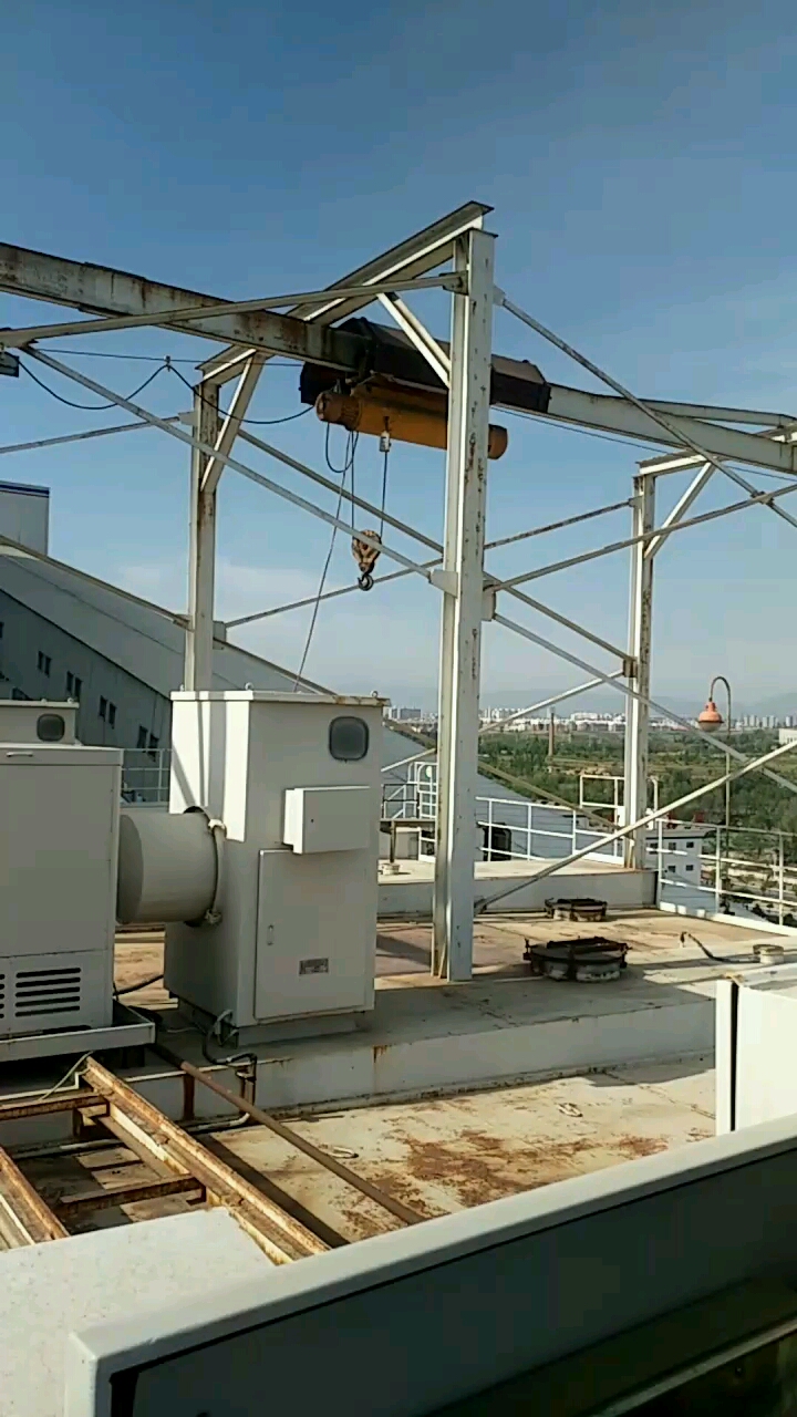 全民心动#电除尘变压器报故障检修一下.