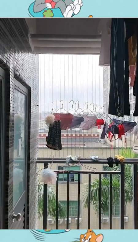 真实的富士康女生宿舍,接下来阳台一幕,看得我都怀疑人生了啊-全民小