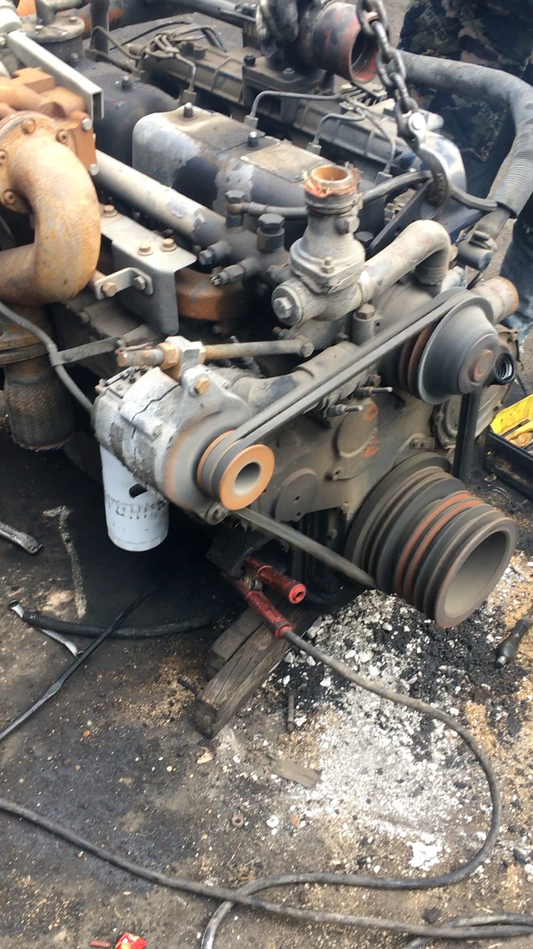 玉柴发动机刚刚到货玉柴6108