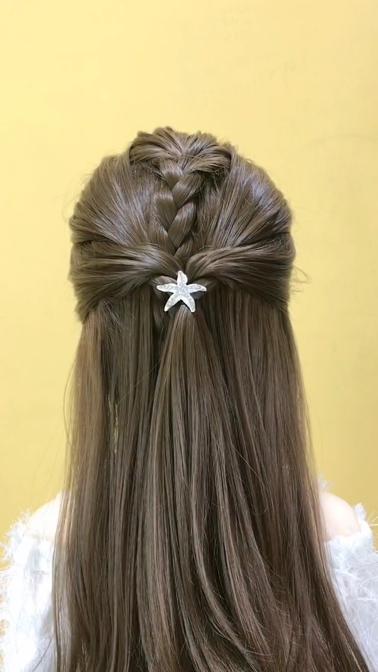 你喜欢的样子我都有#三股辫还可以这样编,简单易学