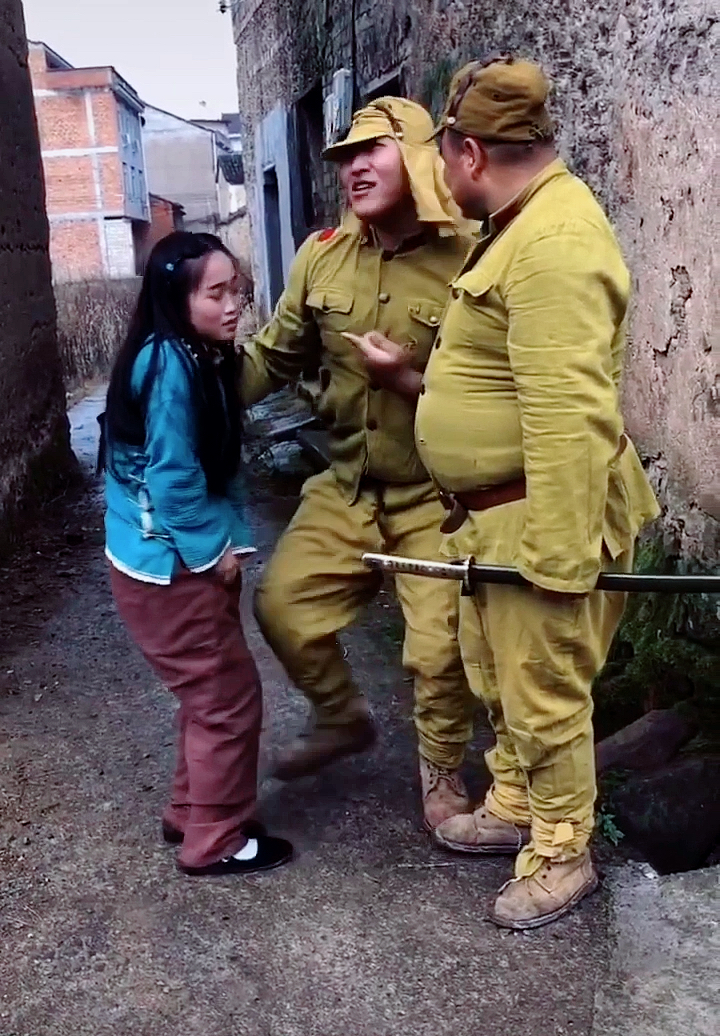 拍戏花絮#当鬼子看到花姑娘