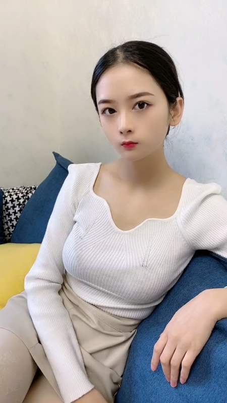 搞笑视频#杨小萌:我说的,有毛病吗?-全民小视频