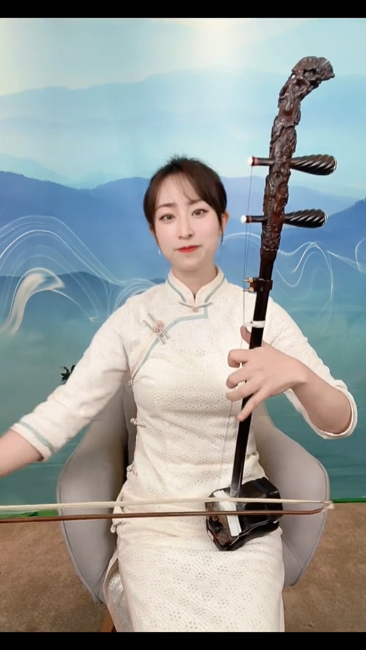 传承中华传统文化二胡独奏南湖红船弘扬民乐文化
