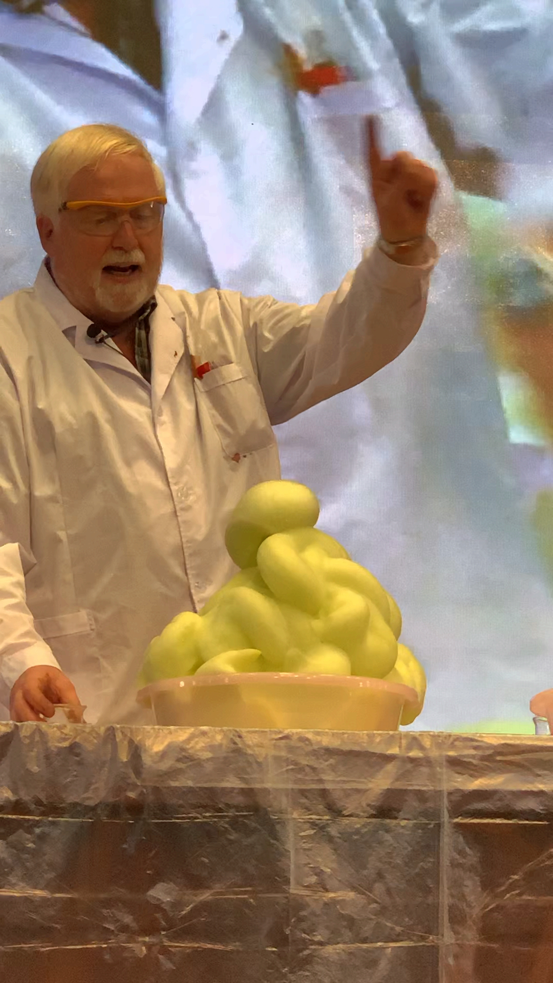 跟着戴博士做实验#大象牙膏