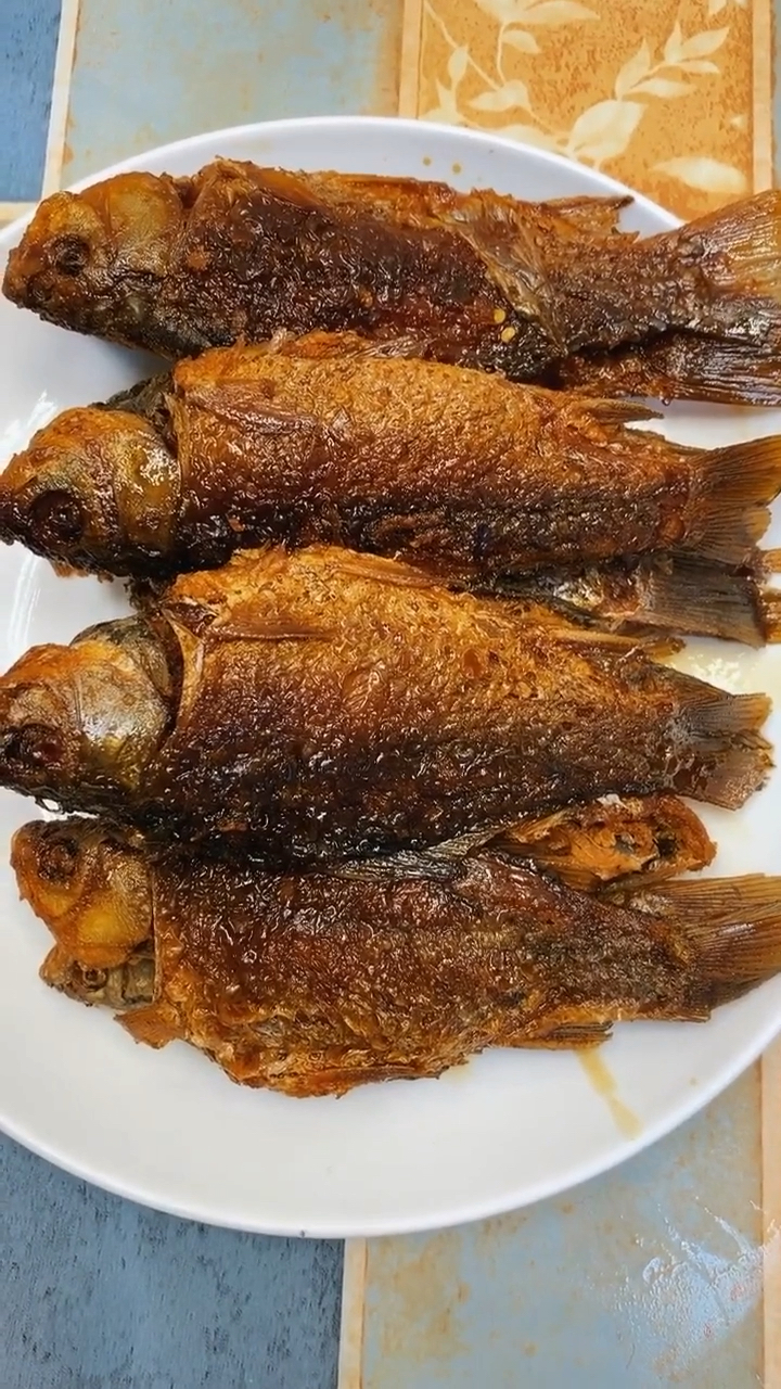 我的家乡年#油炸鲫鱼