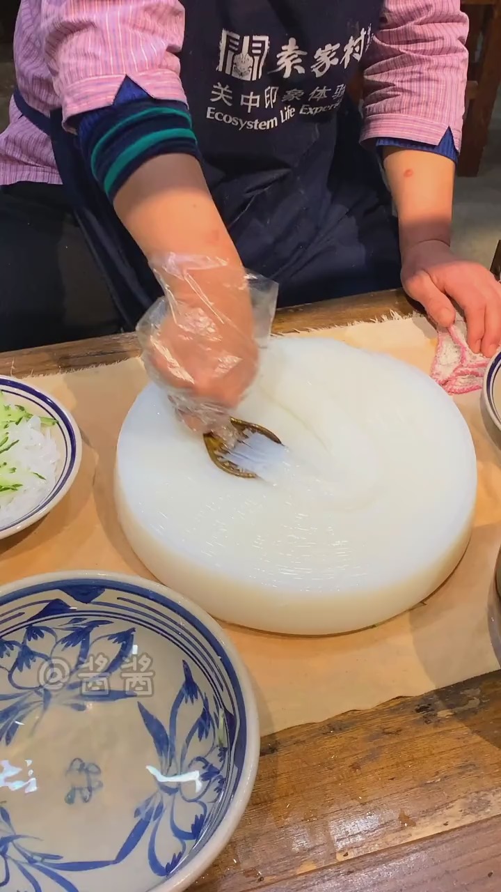 疫情结束后,有人一起捞凉粉嘛?