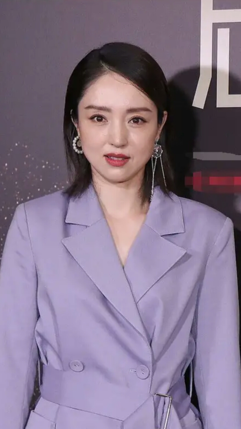 董璇才39就老成这样啦?嘴歪脸僵不敢认