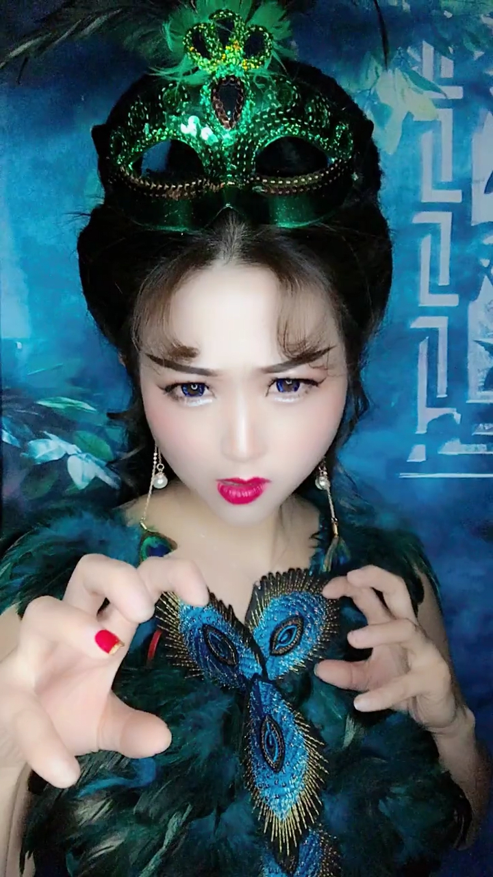 见过妖怪吃人的样子吗?