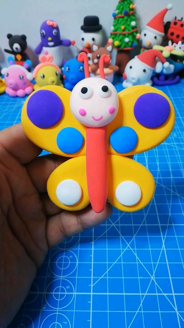 粘土捏卡乐优小蝴蝶