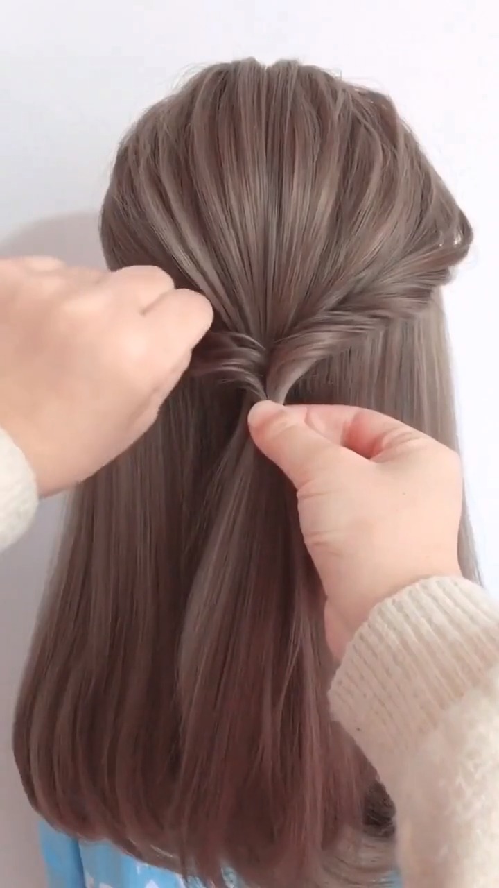 全民最火编发#非常好看的半扎发,你值得拥有