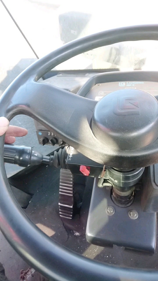 装载机档位的认识