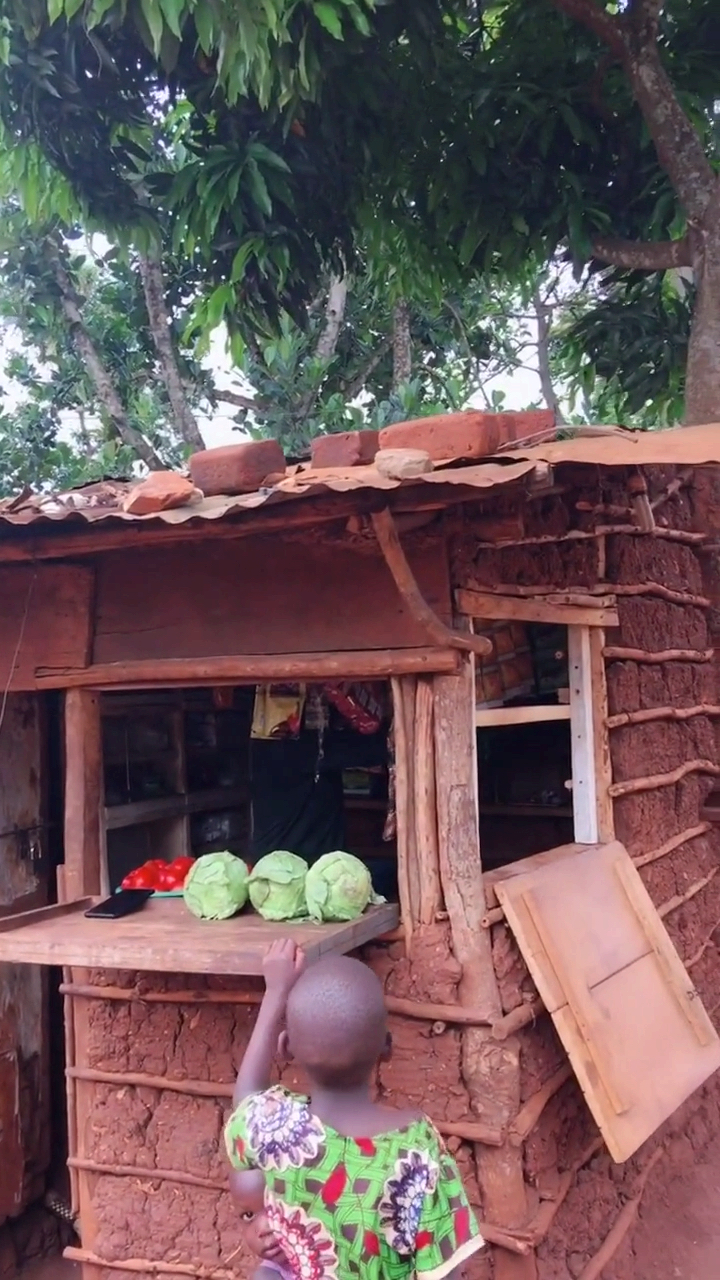 非洲农村小卖部,全村唯一的