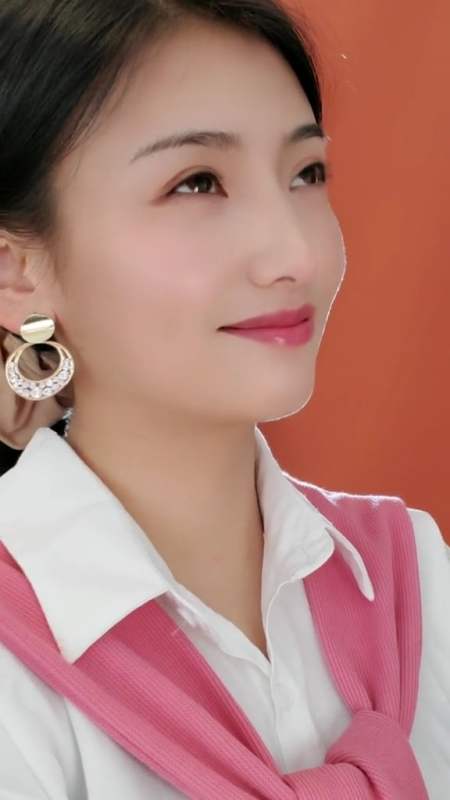 783次播放.2021-07-1442陈银子才艺1.